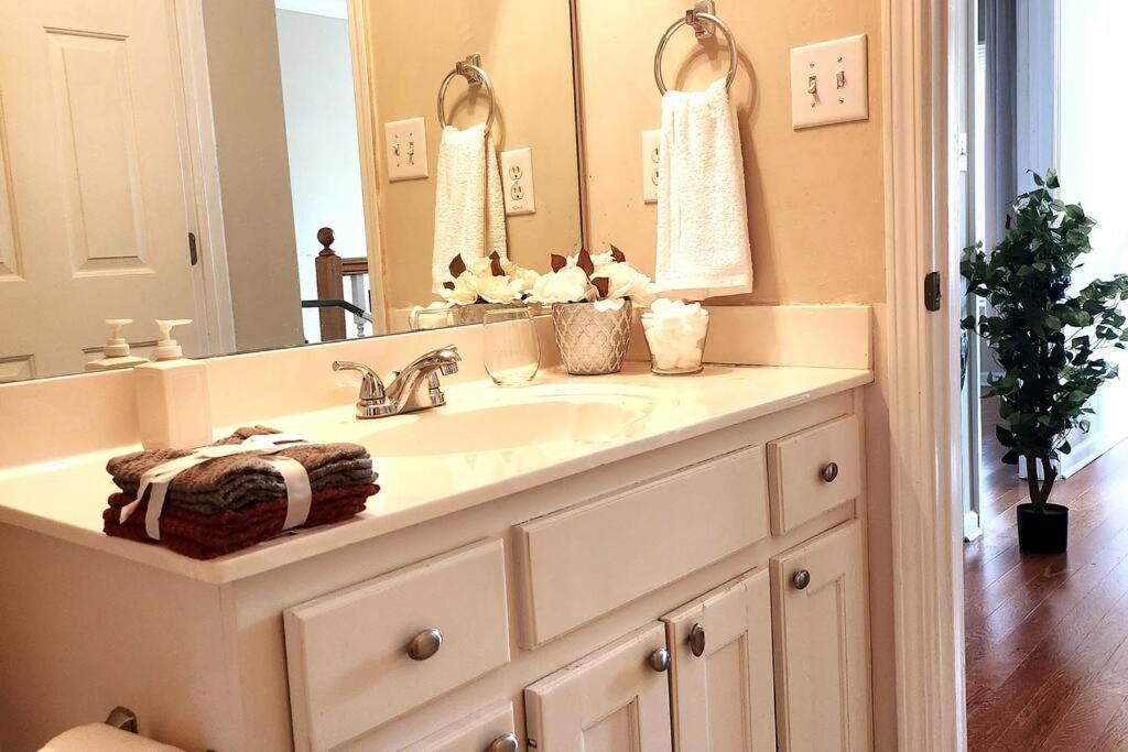 2,298Sqft-King Bed-Bbq-Gbps-W/D Villa Snellville Exterior photo